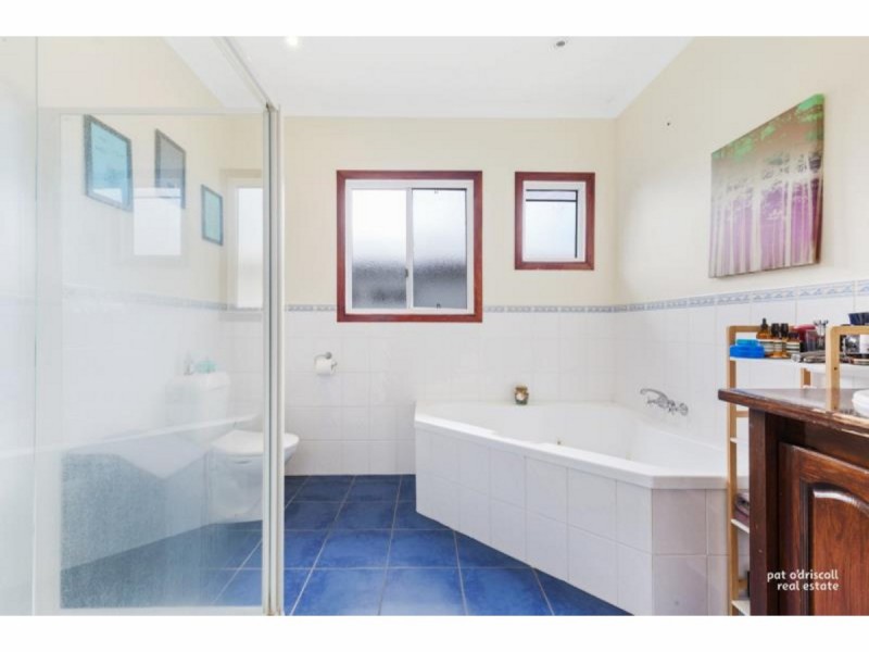 8 Barambah Street, Wandal QLD 4700